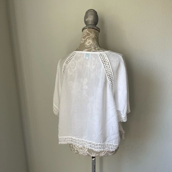 BLE Resort Collection Lightweight Boxy Top With Crochet Lace Trim in White - Picture 4 of 9